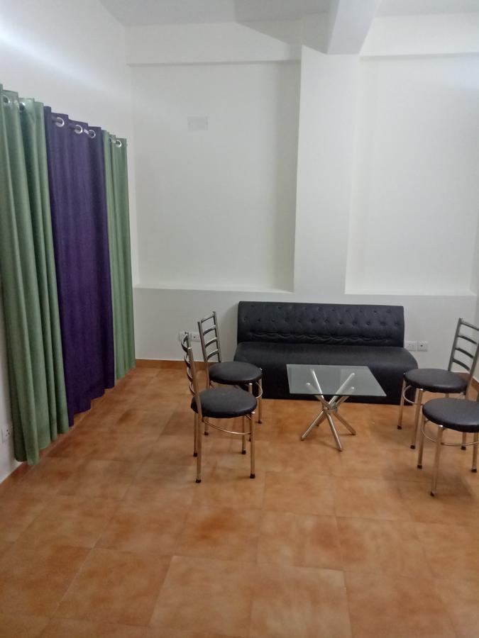 Hotel Nathu Palace 뉴델리 외부 사진